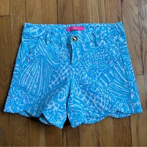 Lilly Pulitzer blue and white shell shorts